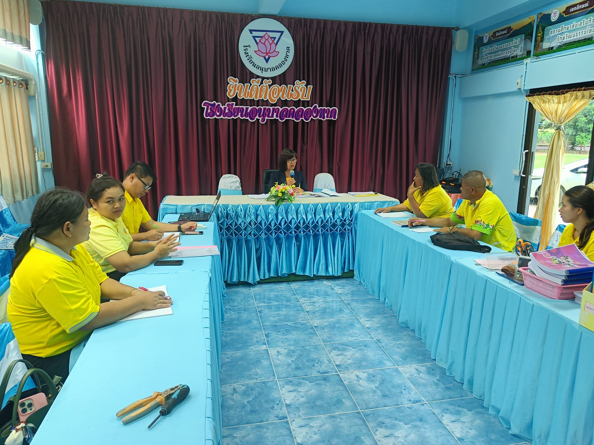 ศน.เข้าเยี่ยม ให้คำแนะนำรับการประเมินจาก สมศ.