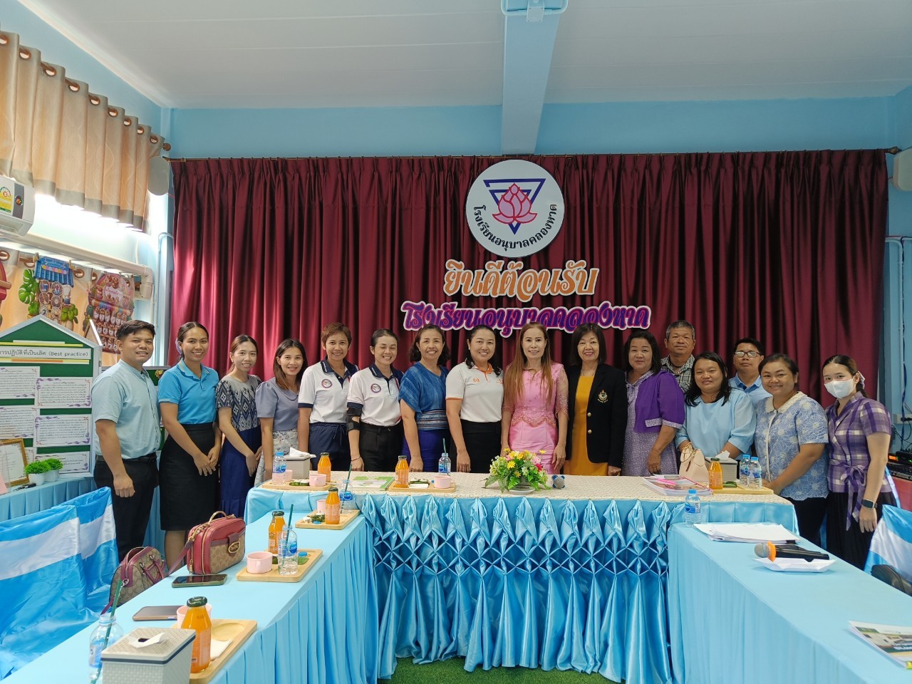 การนิเทศติดตาม แนะแนว และประเมินผลการดำเนินการโครงการโรงเรียนคุณภาพ 1 อำเภอ 1 โรงเรียน