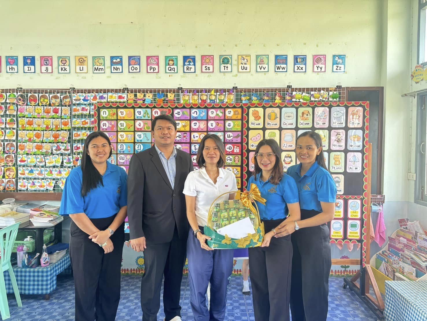 ครูสายชั้นอนุบาลศึกษาดูงานที่โรงเรียนอนุบาลวังสมบูรณ์